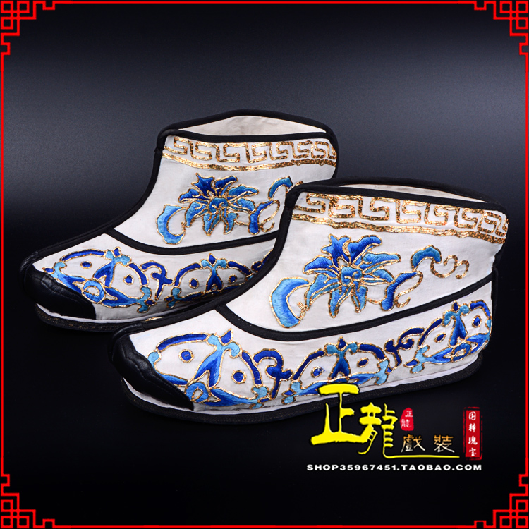 桥西三岔口武生薄底 手绣绣花快靴