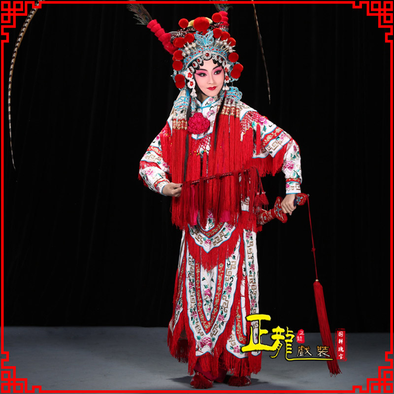 桥西刀马旦改容战父 软绉镶边女改良靠